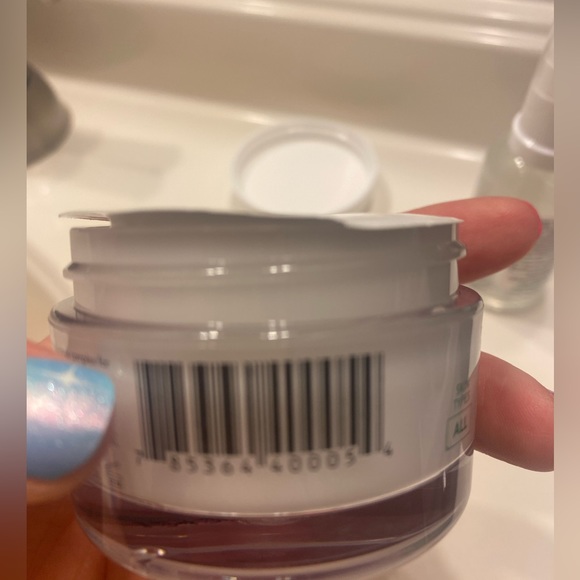 New Mario Badescu bundle of hyalauronic dew cream and dew drops - Picture 4 of 8